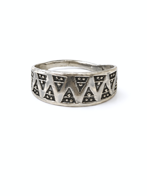 Tolsta ring